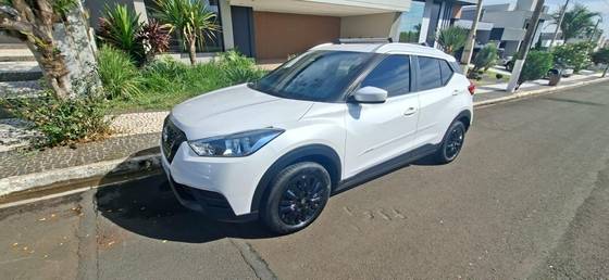 NISSAN KICKS 1.6 16V FLEXSTART S DIRECT 4P XTRONIC